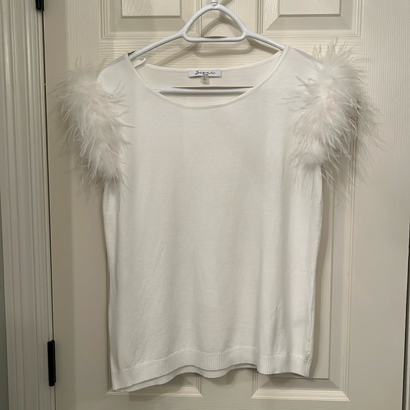 Sioni Milano Women’s White Feather Trim Short Sleeve Sweater Sz Large Chic Party - Picture 1 of 10